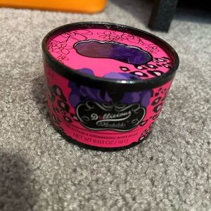 NEW shimmering body dust